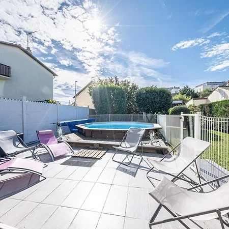 Maison Piscine Proche Disney Paris 4*